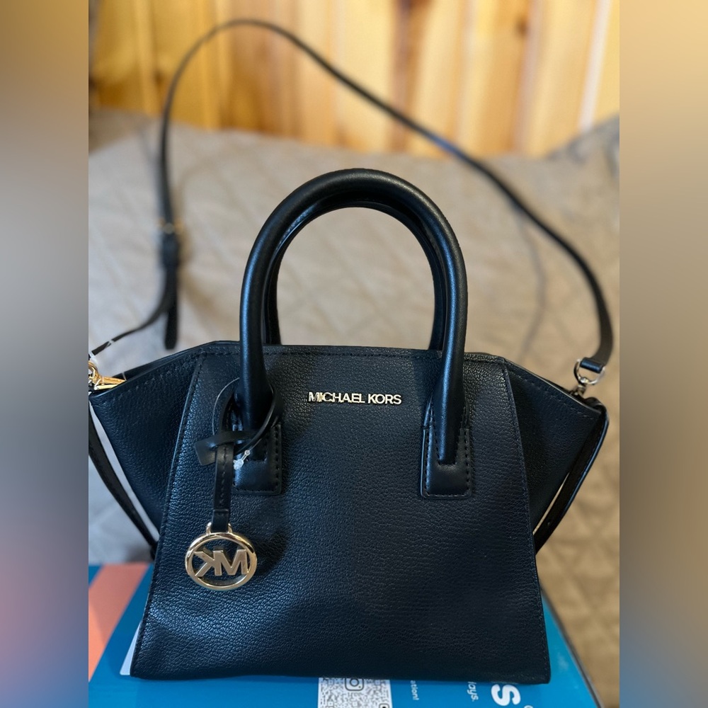 NWT Michael Kors small purse